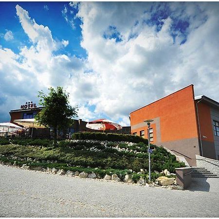 Hotel Esperanto Swidnica  Exterior photo